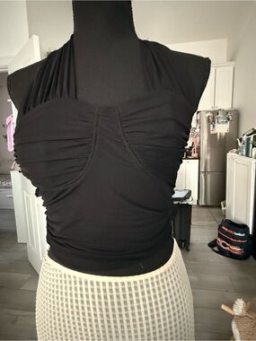 SHEIN Black Ruched Halter Crop Top